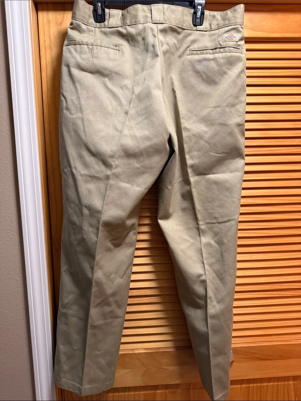 NWOT Dickies Men's Pleated Chino Pants in Light Khaki 38x30